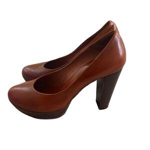 Miu Miu Brown Leather Block Heel Pumps 39
